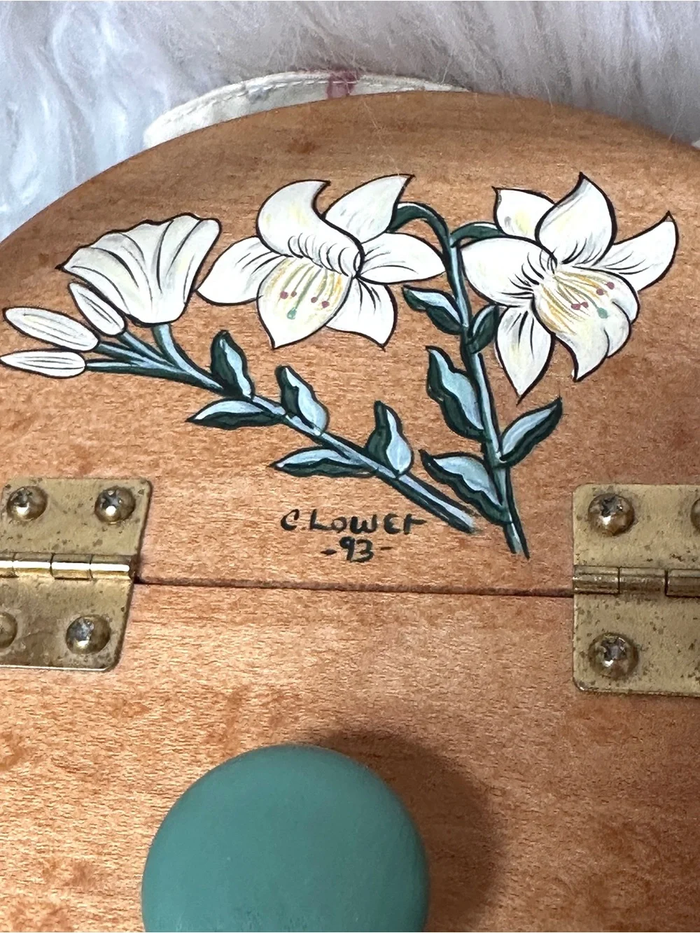 Longaberger 1993 May Series Lily of the Valley Basket w/ painted wood hinged lid
